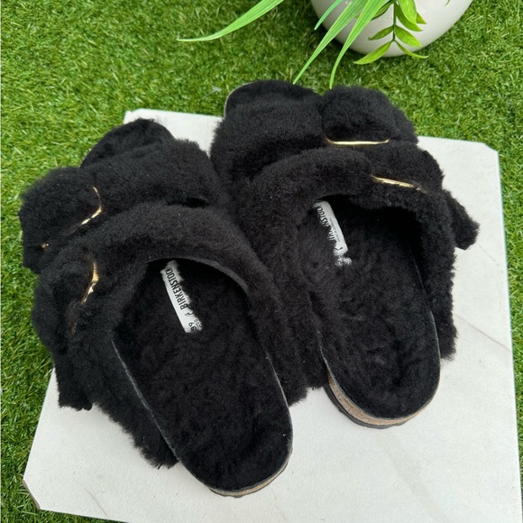 Women's Arizona Big Buckle Sandal Teddy Black size 39 US 8 - 8.5 women - Picture 9 of 16